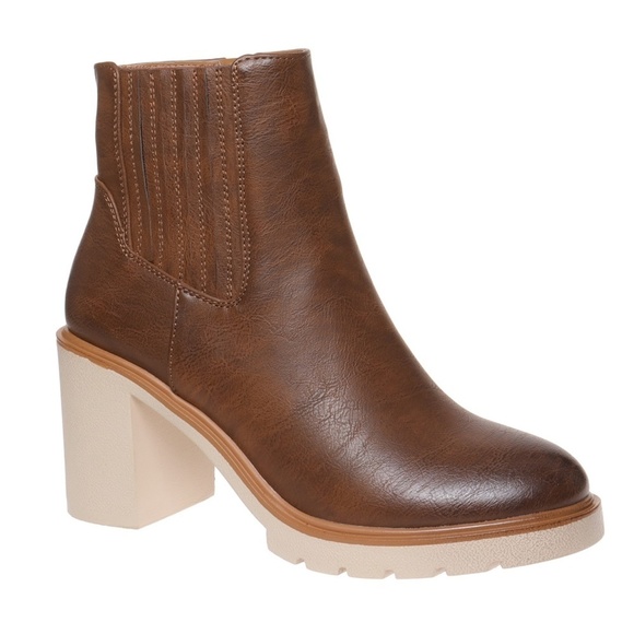 Pierre Dumas Shoes - CLEARANCE Tan Chelsea Platform Lug Sole Booties